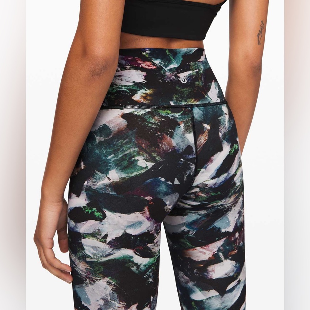 Lululemon Wunder Under High-Rise Tight 25" - Picture 3 of 10